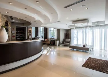 Comfort Suites Miami Airport North hotel thumbnail 4