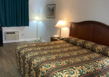 Savannah Lodge hotel thumbnail 4