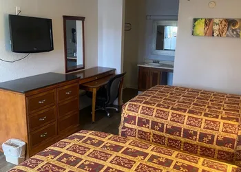 Savannah Lodge hotel thumbnail 8