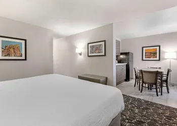 Best Western Plus Sun Canyon hotel thumbnail 7