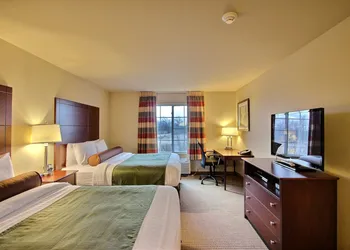 AmericInn by Wyndham Oshkosh hotel thumbnail 4