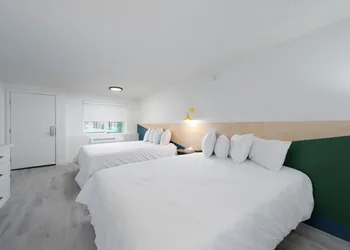 Varsity South hotel thumbnail 6