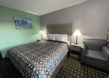 Travel Inn hotel thumbnail 4