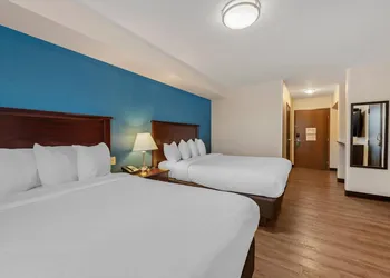 Quality Inn Orleans hotel thumbnail 7
