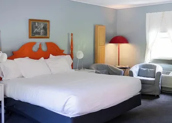 The Little Lion hotel thumbnail 7