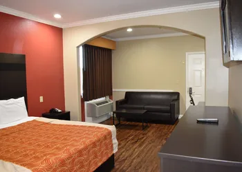 Platinum Inn Katy hotel thumbnail 3