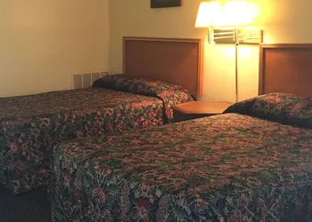 Guest House Motel hotel thumbnail 7