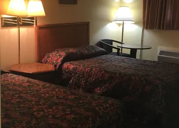 Guest House Motel hotel thumbnail 8