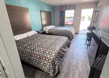 Relax Inn hotel thumbnail 4