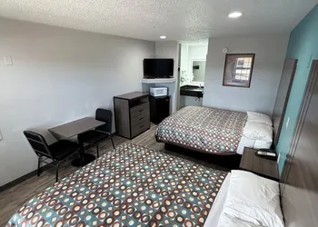Relax Inn hotel thumbnail 8