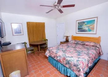 Mission Bell Motel hotel thumbnail 6