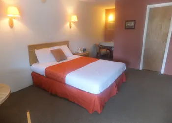 Catskill Mountain Lodge hotel thumbnail 7