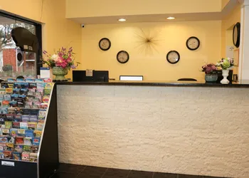 Shining Light Inn & Suites hotel thumbnail 3