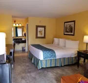 Shining Light Inn & Suites hotel detail image 4
