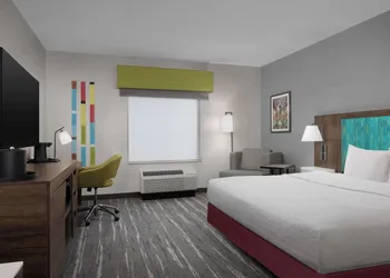 Hampton Inn & Suites Durham/North I-85 hotel thumbnail 7
