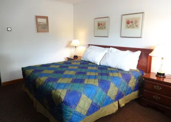 Gorham Motor Inn hotel thumbnail 3