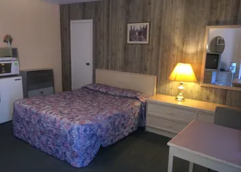Road Runner Motel hotel thumbnail 4