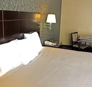 Crystal Inn Suites & Spas hotel detail image 4