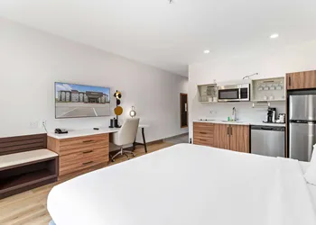 Hawthorn Extended Stay by Wyndham Port Arthur hotel thumbnail 8