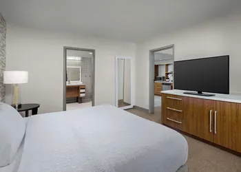 Home2 Suites by Hilton Jacksonville, NC hotel thumbnail 5