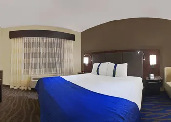 Holiday Inn & Suites San Antonio Northwest by IHG hotel thumbnail 4