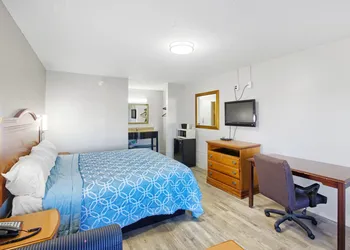 Adams Inn hotel thumbnail 8