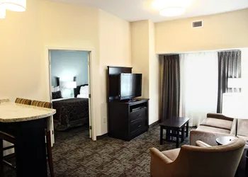 Staybridge Suites Minot by IHG hotel thumbnail 4