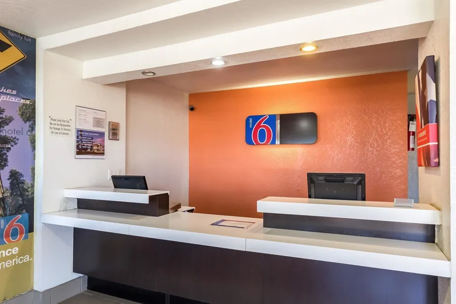 Motel 6 Uvalde, TX hotel detail image 2