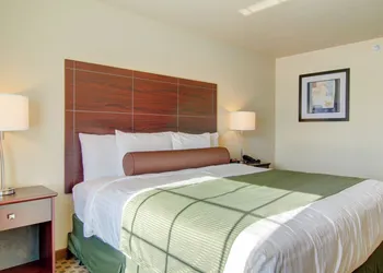 Cobblestone Inn & Suites - Carrington hotel thumbnail 3