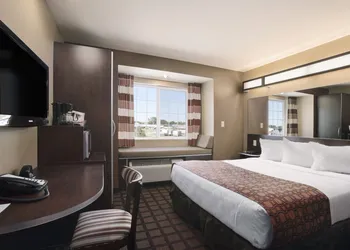 Microtel Inn & Suites by Wyndham Sidney hotel thumbnail 3