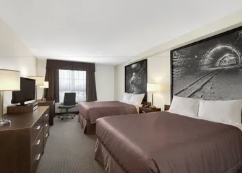 Super 8 by Wyndham Red Lake ON hotel thumbnail 6
