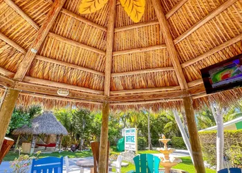 Sunset Cove Beach Resort hotel thumbnail 3