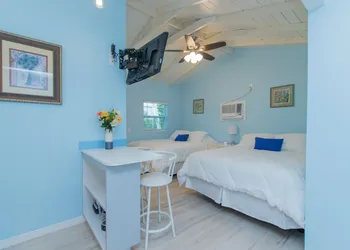 Sunset Cove Beach Resort hotel thumbnail 6