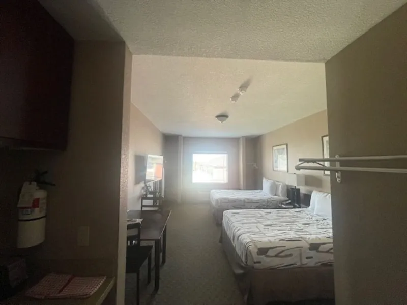 Bell's Extended Stay and Suites hotel detail image 6