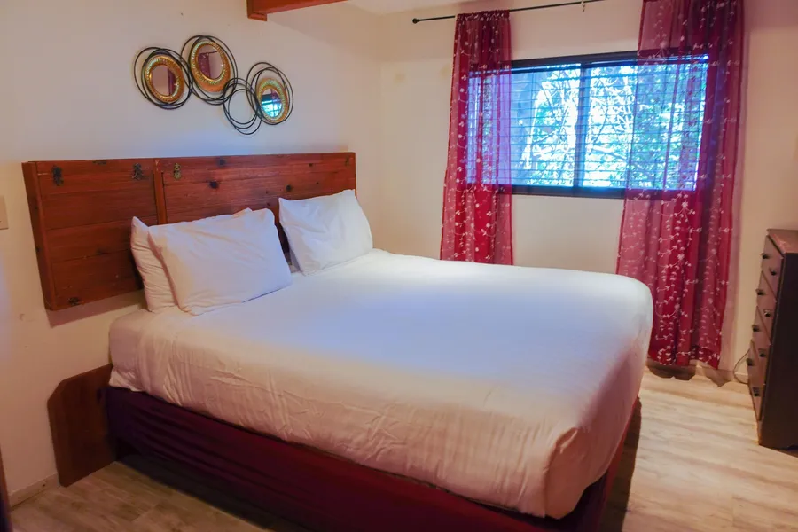 Sleepy Hollow Cabins and Hotel hotel detail image 6
