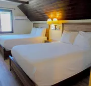 Sleepy Hollow Cabins and Hotel hotel detail image 7