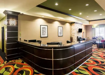 Spark by Hilton Amarillo Western Plaza hotel thumbnail 3