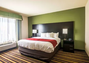 Spark by Hilton Amarillo Western Plaza hotel thumbnail 8