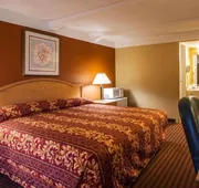 Relax Inn Saint Charles hotel detail image 4