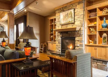MainStay Suites Williston hotel thumbnail 5