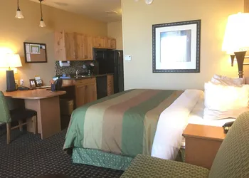 MainStay Suites Williston hotel thumbnail 8
