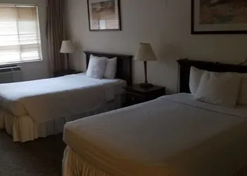 Tomac Motor Inn hotel thumbnail 4