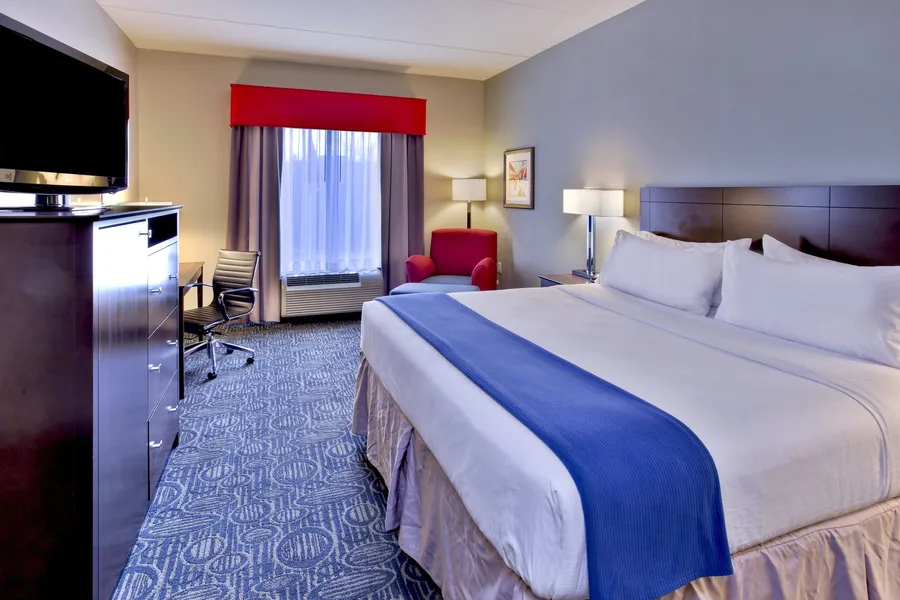 Holiday Inn Express & Suites Oak Ridge by IHG hotel detail image 6