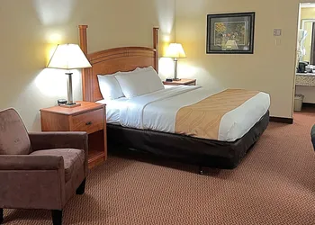 Quality Inn Chickasha hotel thumbnail 5