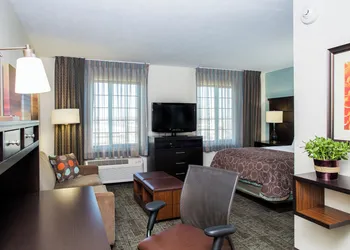 Staybridge Suites Lincoln Northeast by IHG hotel thumbnail 4