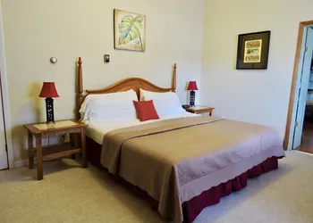 Vinehurst Inn And Suites hotel thumbnail 4