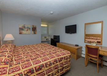 Motel 8 Rock Springs hotel thumbnail 8
