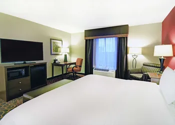 Hampton Inn Beloit hotel thumbnail 6