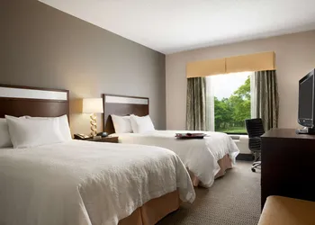 Hampton Inn & Suites Mansfield hotel thumbnail 8