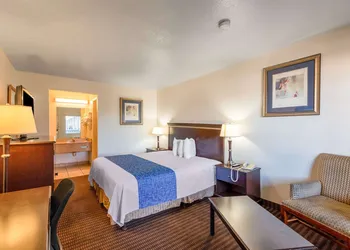 Rodeway Inn Phoenix North I-17 hotel thumbnail 5